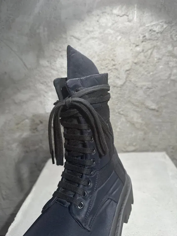 Rick Owens, alternate view