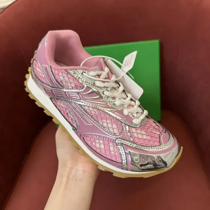 Bv Sneaker, alternate view
