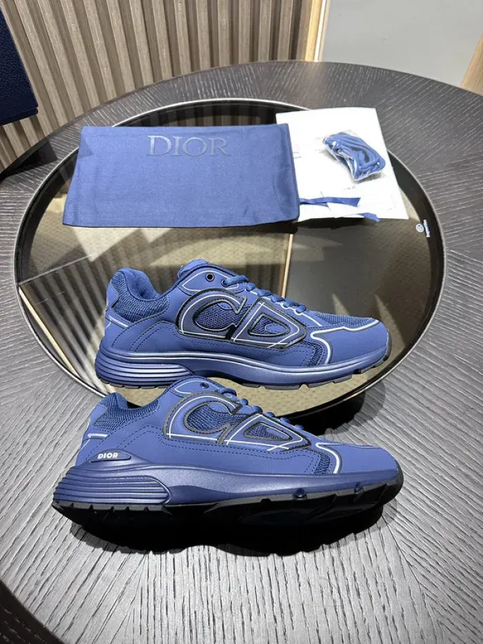 Dior Sneaker, alternate view