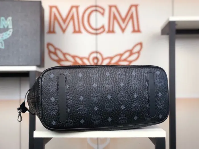 Mc* Bag, alternate view