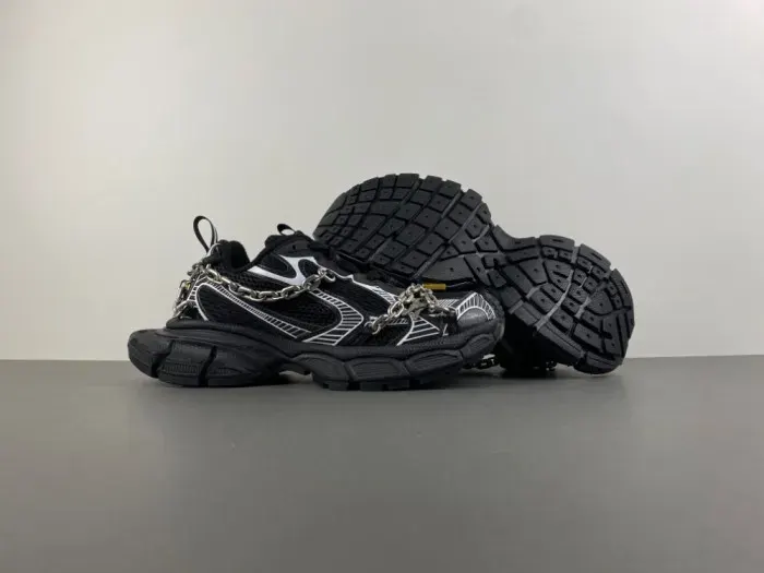 Balenciaga Sneaker, alternate view