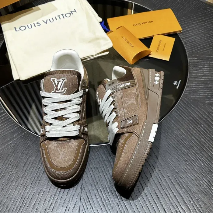 Louis Vuitton Sneaker