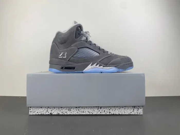 Air Jordan 5 Retro Wolf Grey (2026) Dd0587-002, alternate view