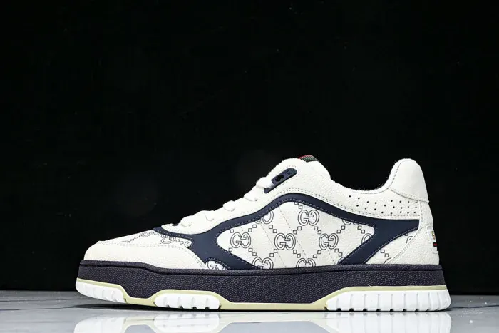 Gui Sneaker