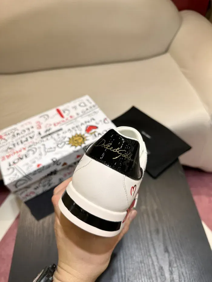 D&G Sneaker, alternate view
