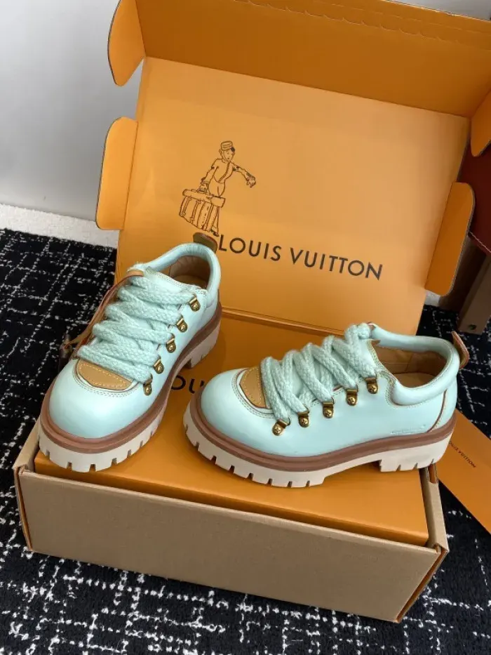 Louis Vuitton Sneaker