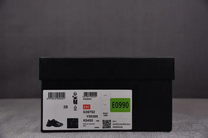Cn Sneaker, alternate view