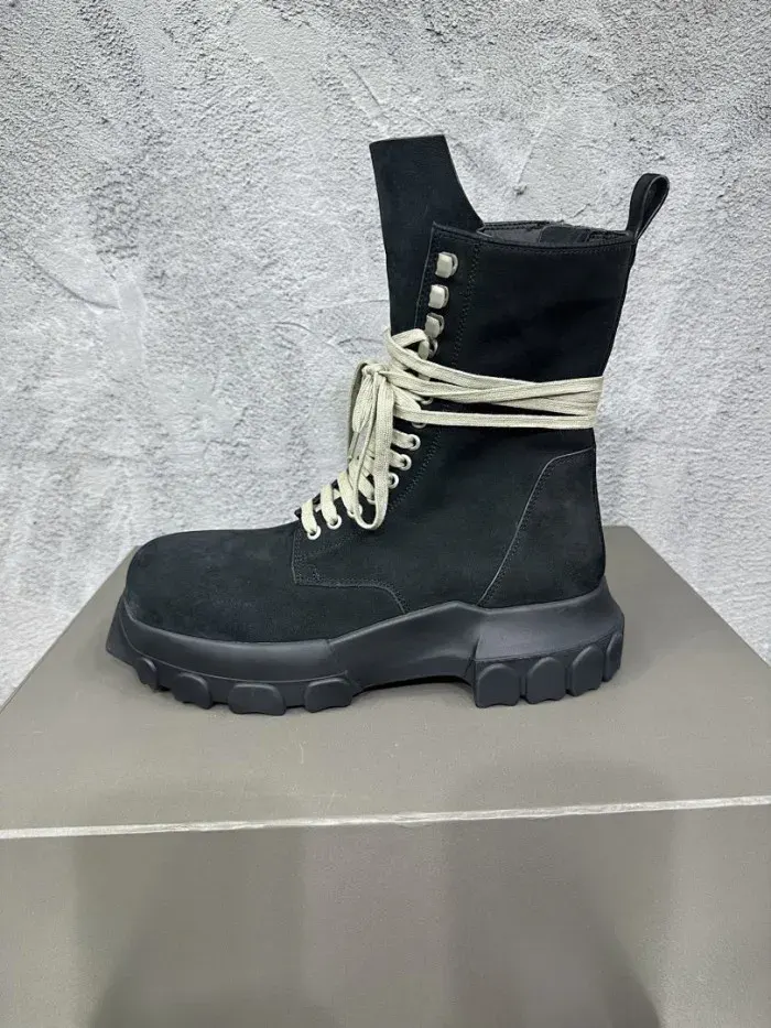 Rick Owens, alternate view