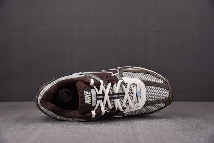 Nike Zoom Vomero 5 'Earth Fossil' Fd9920-022, alternate view