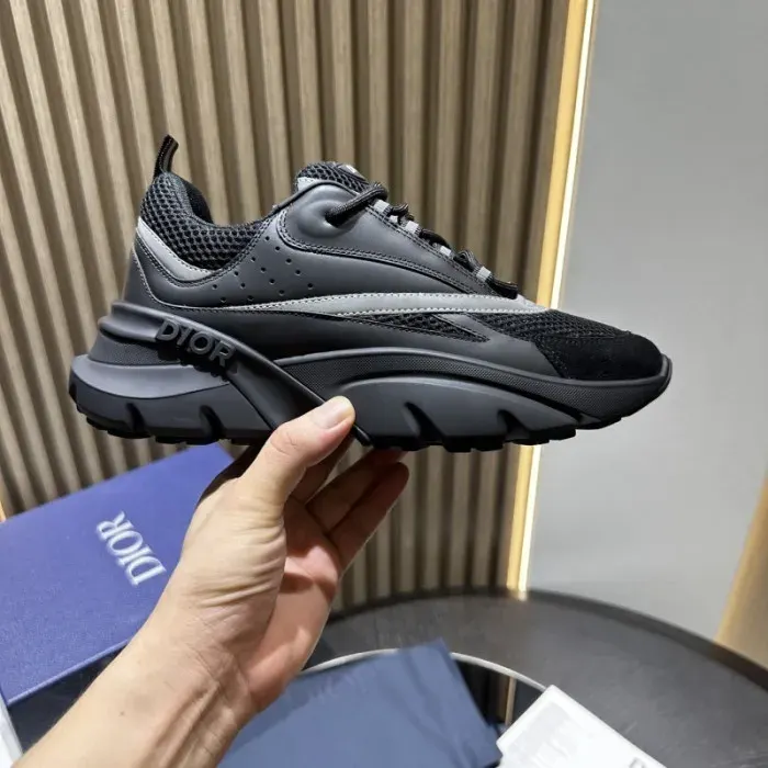 Dior Sneaker