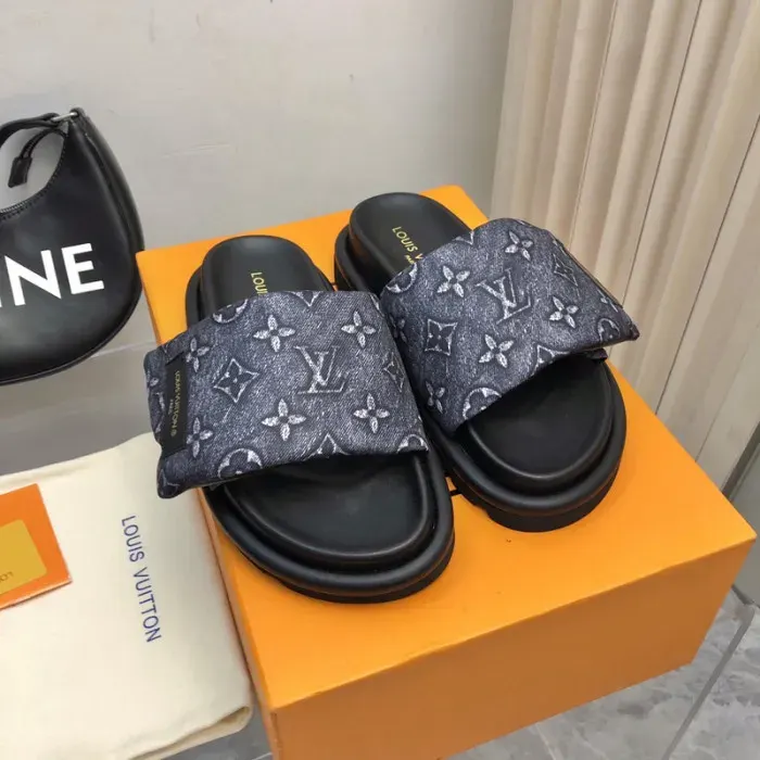 Louis Vuitton Sandal, alternate view
