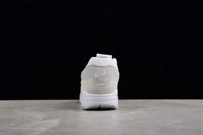 Nk Air Max 1 Fb4959-121, alternate view