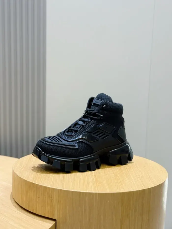 Prada Sneaker (High Top)