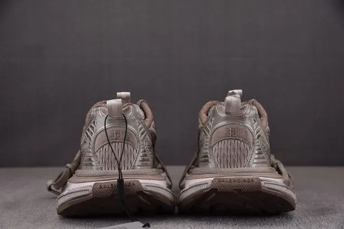 Balenciaga Sneaker, alternate view