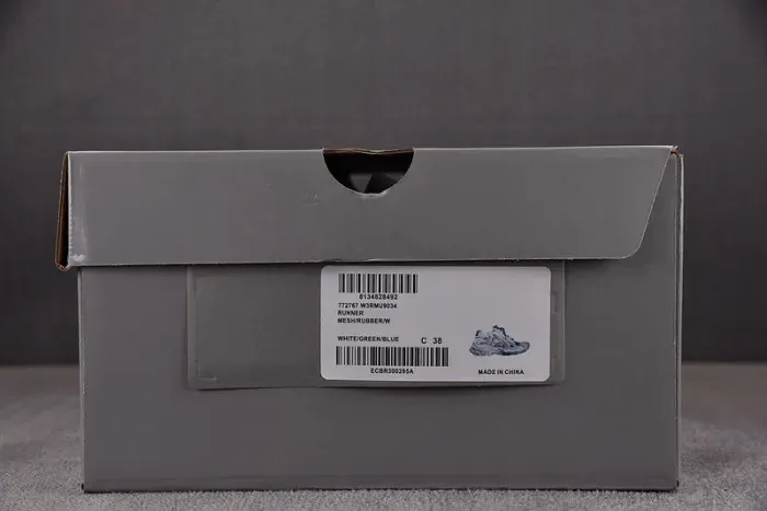 Balenciaga Sneaker, alternate view