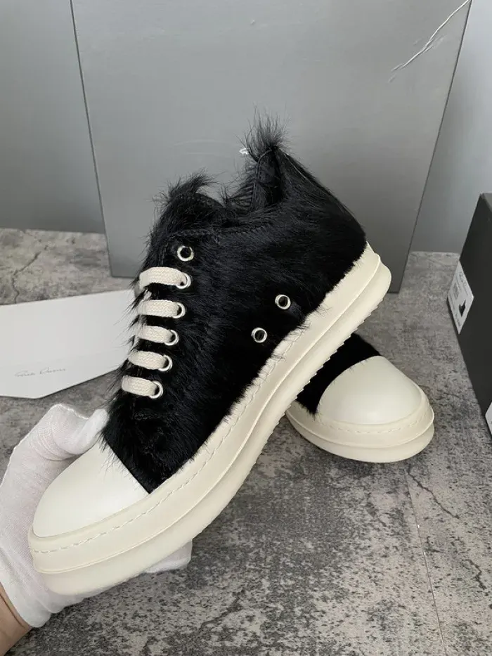 Rick Owens, alternate view