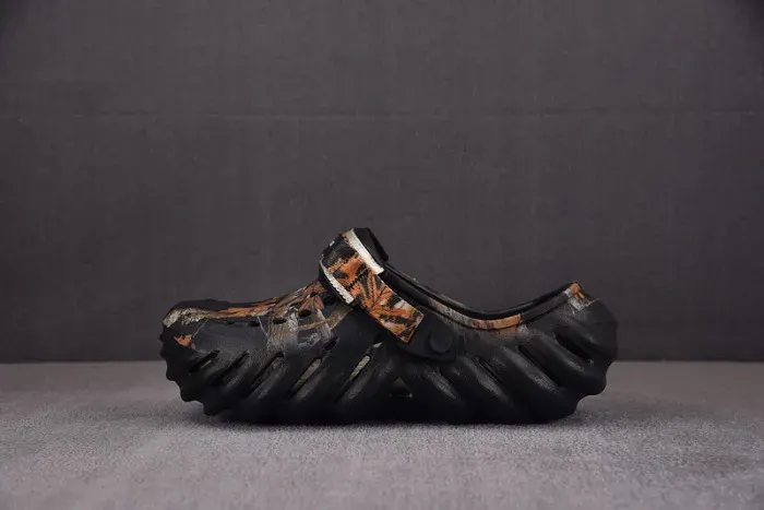 Cr0&S Sandal