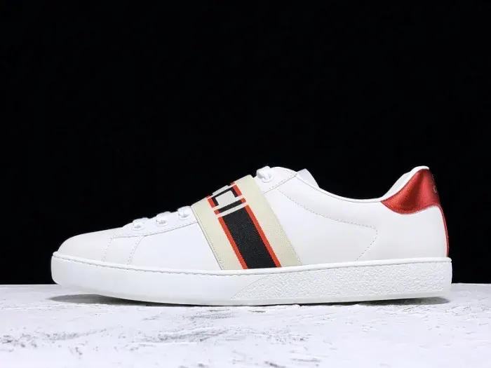 Gui Sneaker