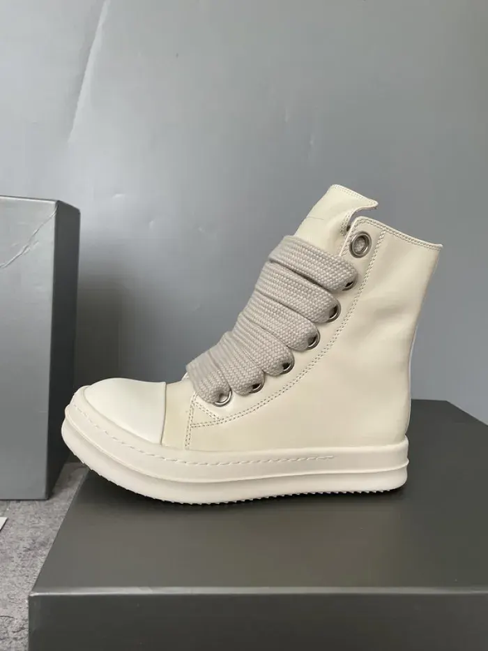 Rick Owens, alternate view