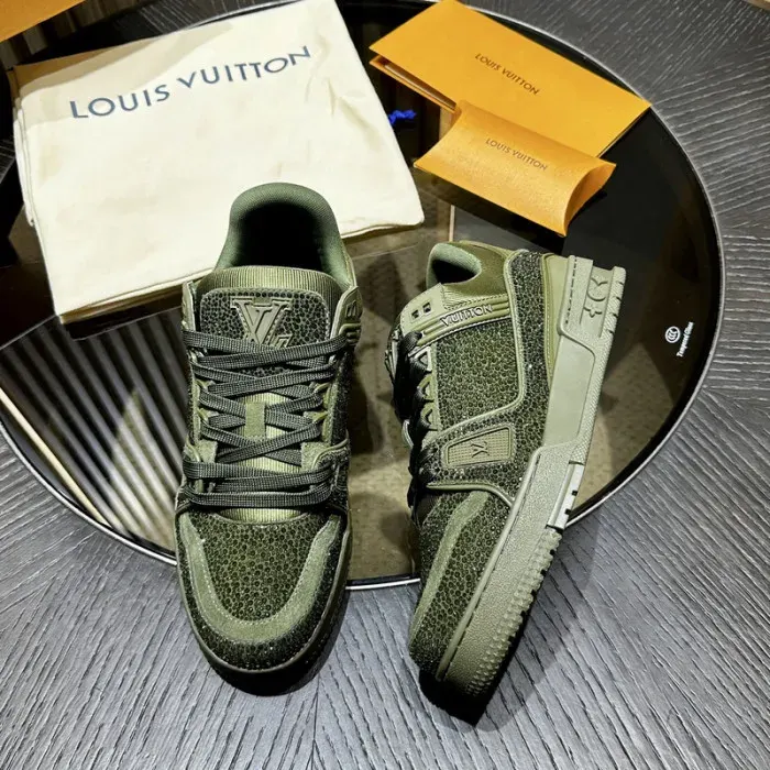 Louis Vuitton Sneaker