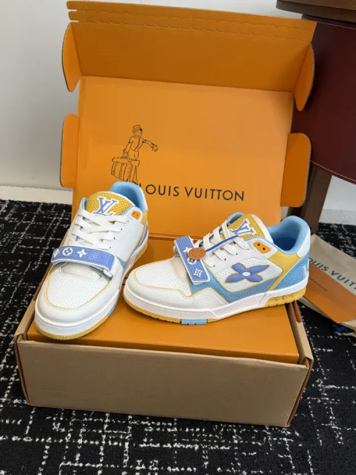 Louis Vuitton Sneaker