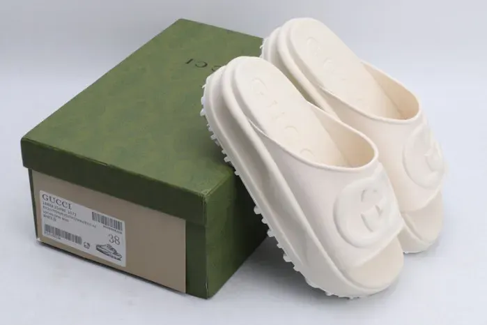 Gui Sandal, alternate view