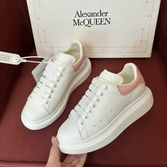Alexander McQueen Sneaker