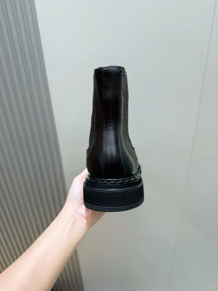 D&G Boots, alternate view