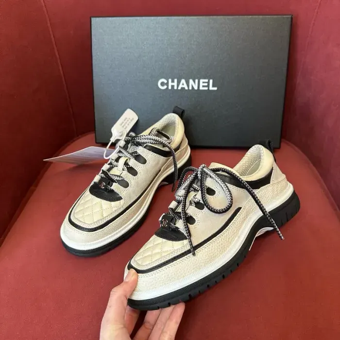 Cn Sneaker