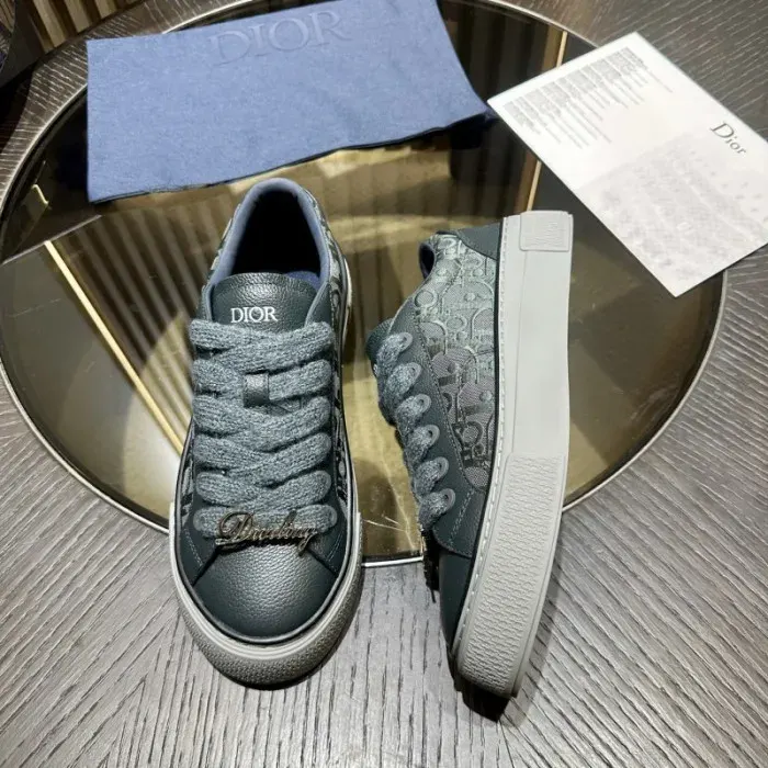 Dior Sneaker
