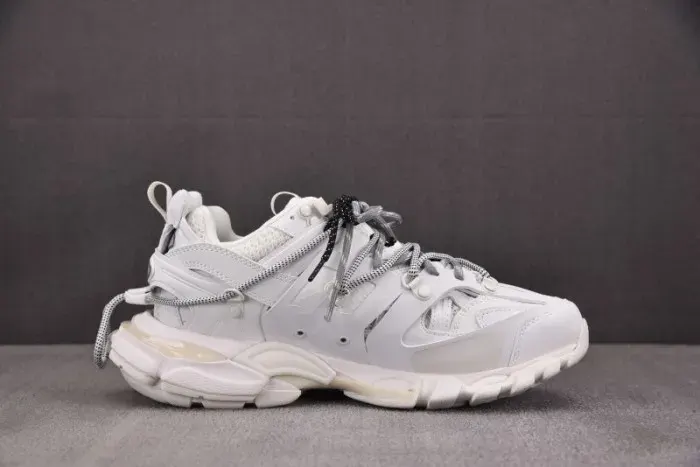 Balenciaga Sneaker, alternate view