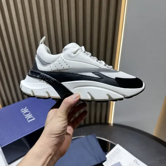 Dior Sneaker
