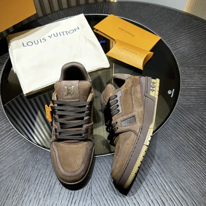 Louis Vuitton Sneaker