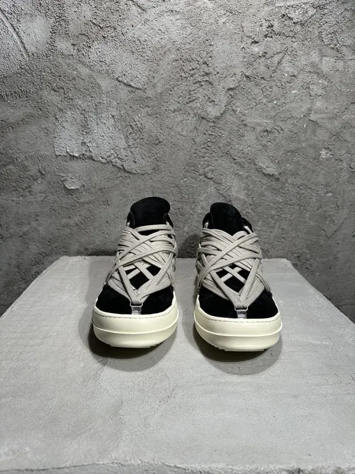 Rick Owens, alternate view