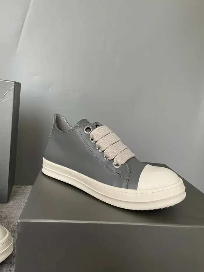 Rick Owens, alternate view