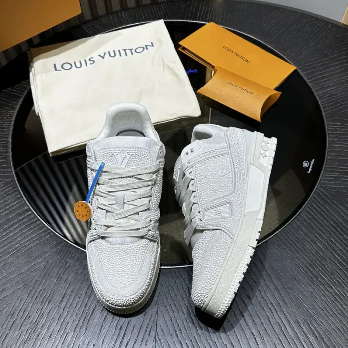 Louis Vuitton Sneaker