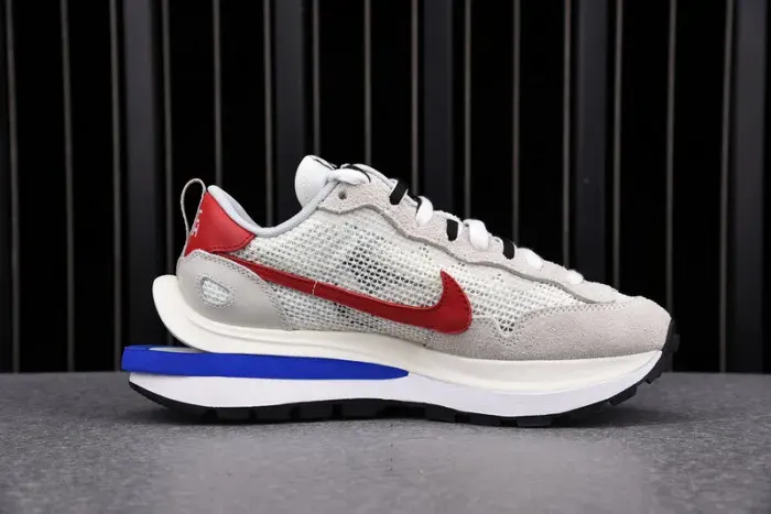 Sacai X Nike Vaporwaffle 3.0 Cv1363-100, alternate view