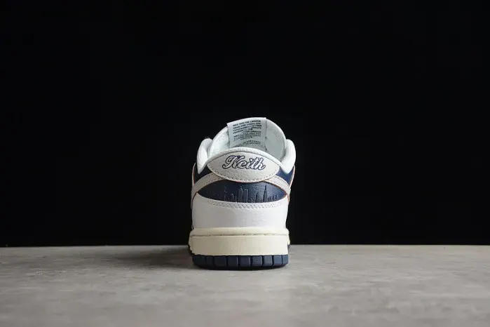 Nike Sb Dunk Low “Dark Driftwood Fd8775-100, alternate view