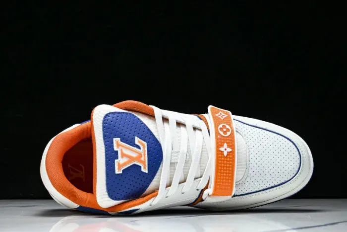 Louis Vuitton Sneaker, alternate view