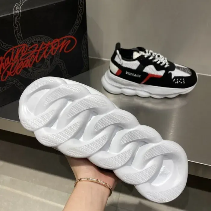 Vse Sneaker, alternate view