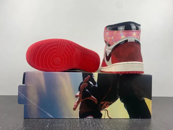 Air Jordan 1 High Og Spider-Man Across The Spider-Verse Dv1748-601, alternate view
