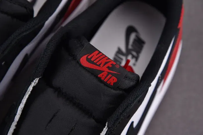 Air Jordan 1 Low Og “Black Toe” Cz0790-106, alternate view