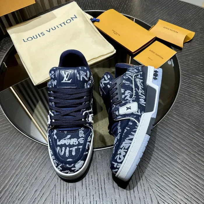 Louis Vuitton Sneaker