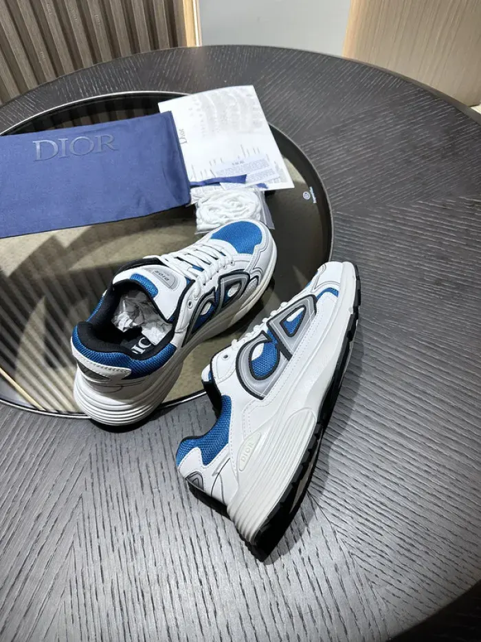 Dior Sneaker, alternate view
