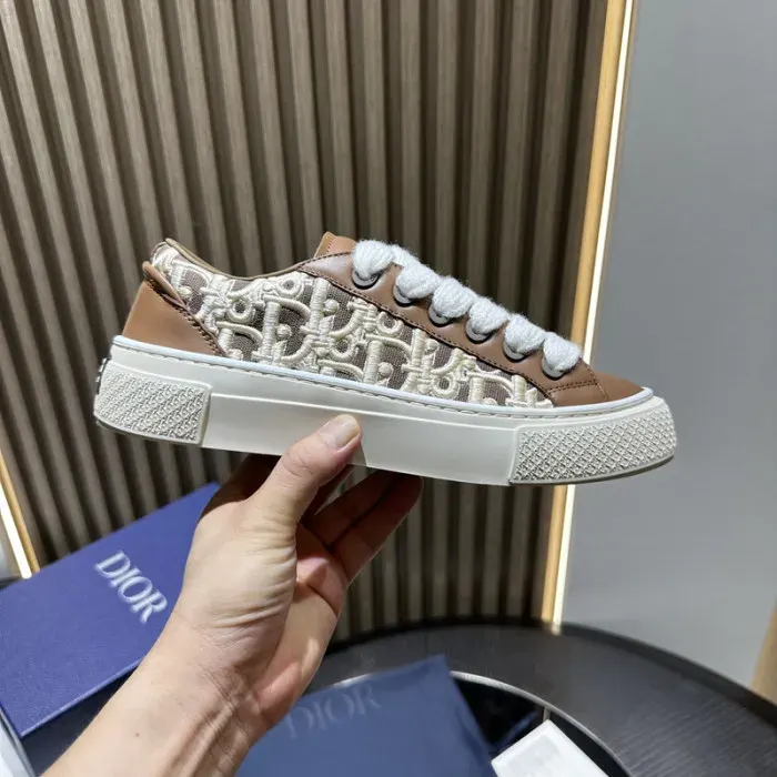 Dior Sneaker