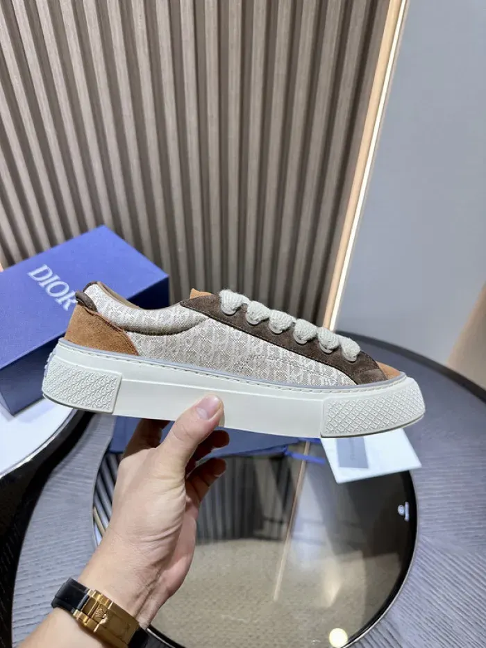 Dior Sneaker