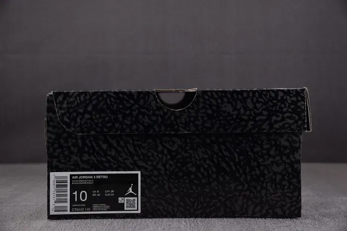 Air Jordan 3 White Midnight Navy Ct8532-140, alternate view