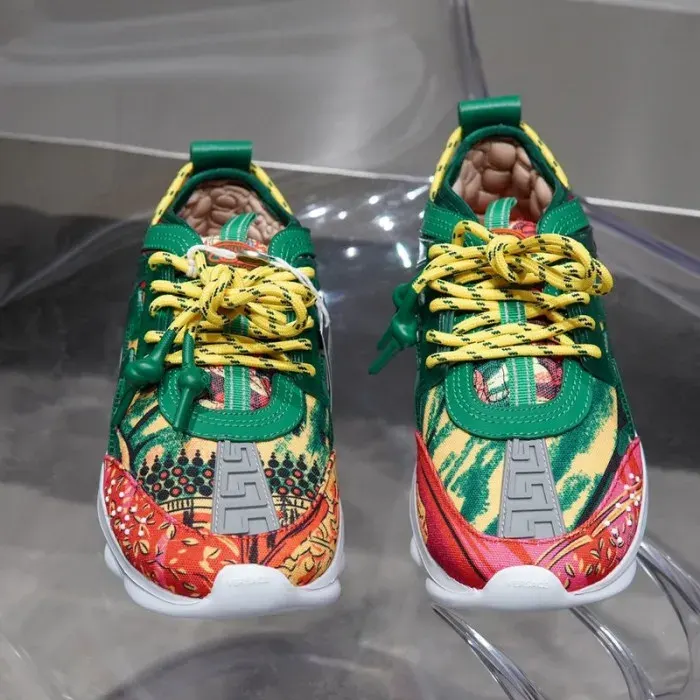Vse Sneaker, alternate view