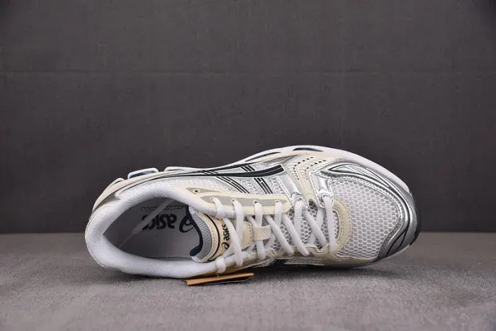 Asics Sneaker, alternate view