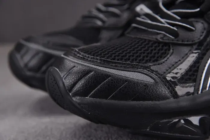 Asics Sneaker, alternate view